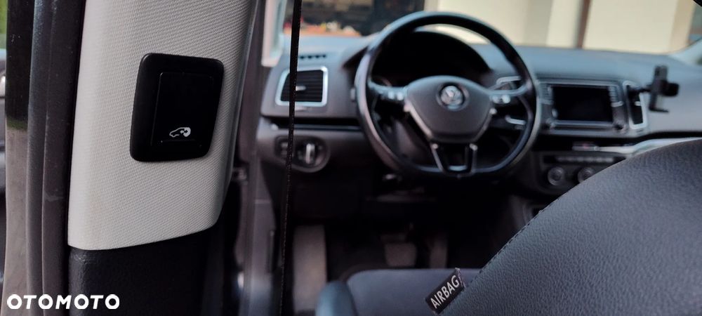 Volkswagen Sharan - 8