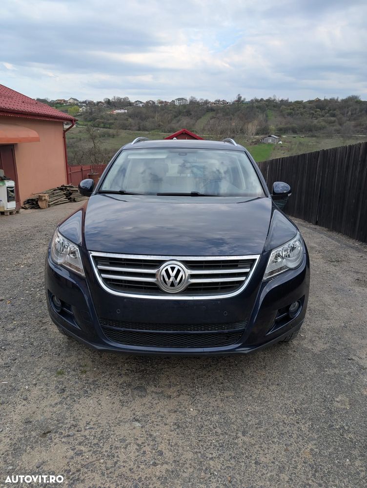 Volkswagen Tiguan 2.0 TDI DPF 4Motion BlueMotion Technology Track & Field - 1