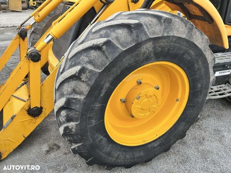 JCB 4CX - 15