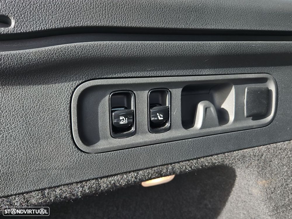 Mercedes-Benz GLC 300 - 22