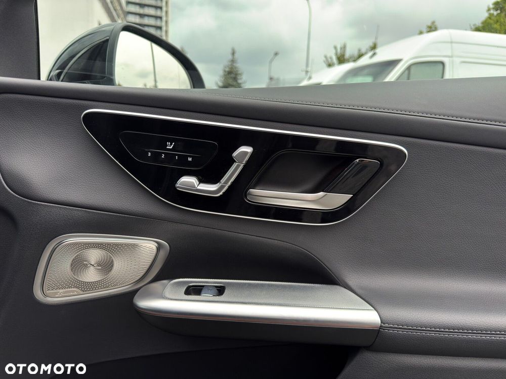 Mercedes-Benz GLC 200 d mHEV 4-Matic AMG Line - 28