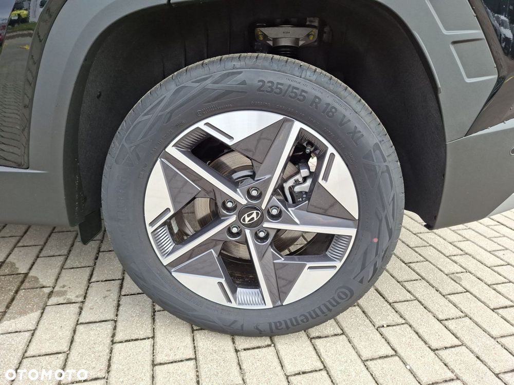 Hyundai Tucson 1.6 T-GDi HEV Executive 4WD - 37