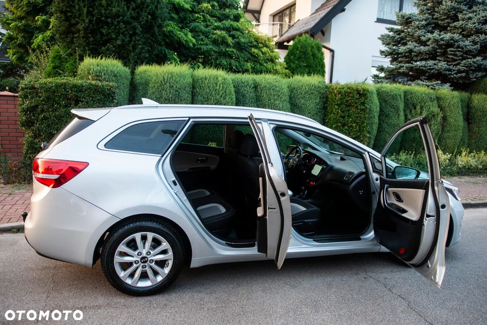 Kia Ceed 1.6 GDI DCT Vision - 8