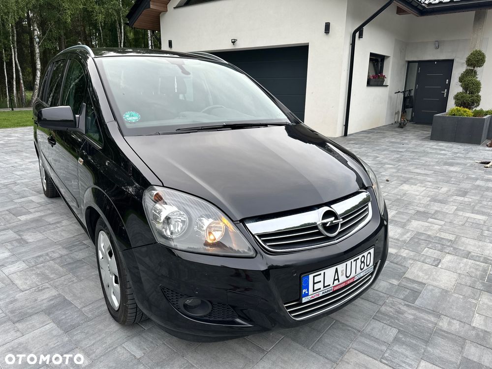 Opel Zafira 1.8 Cosmo EU5 - 13