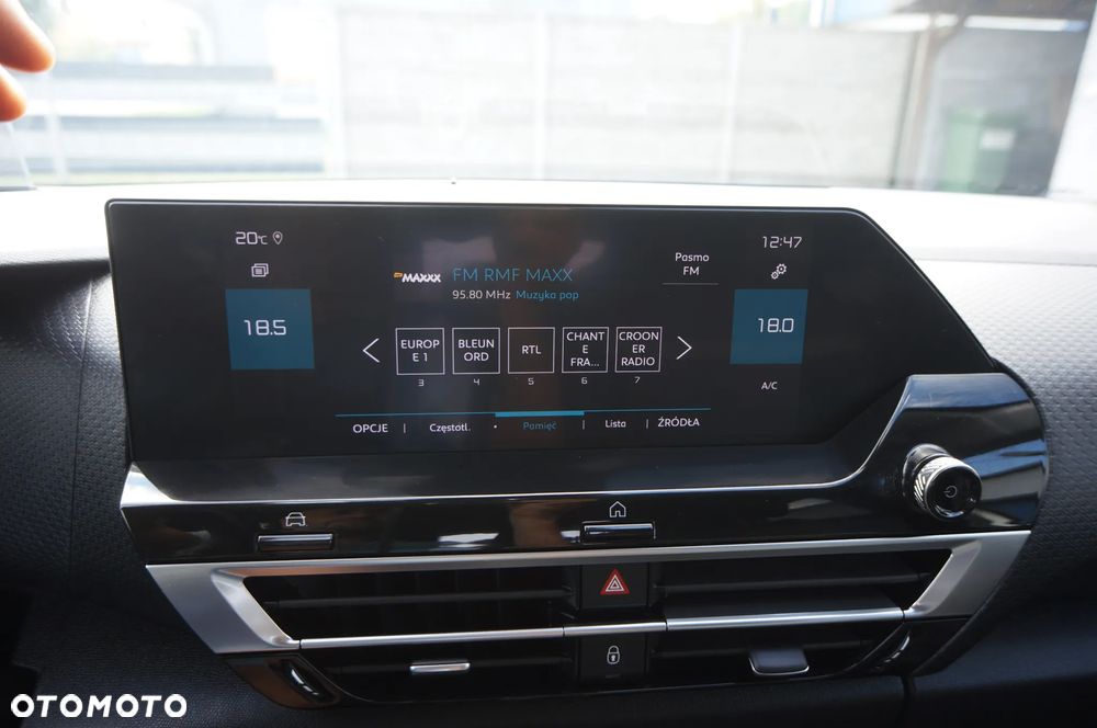 Citroën C4 BlueHDi 130 Stop&Start EAT8 SHINE - 16