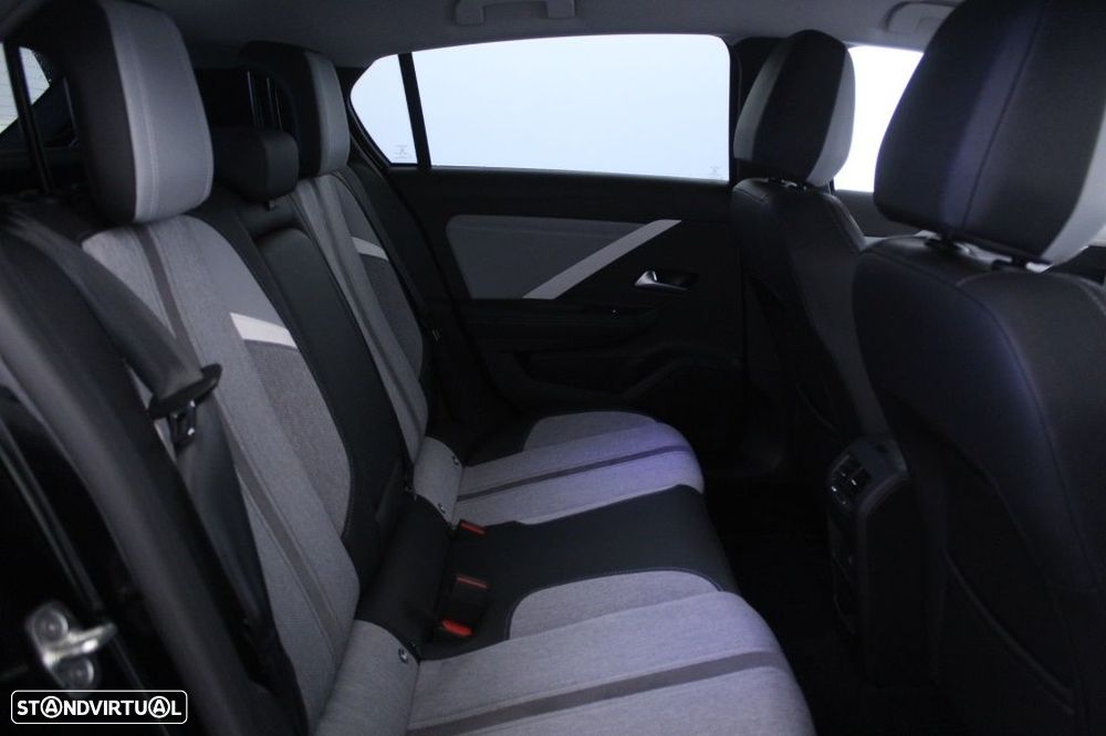 Opel Astra - 16