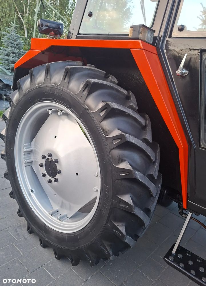 Ursus 3512 - 17
