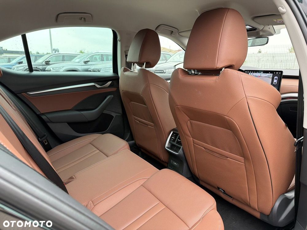 Skoda Octavia 2.0 TSI Drive Selection 4x4 DSG - 20