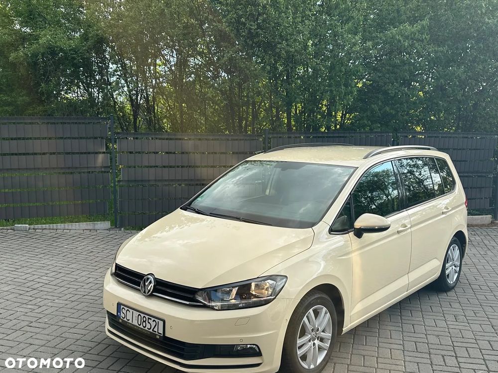 Volkswagen Touran - 9