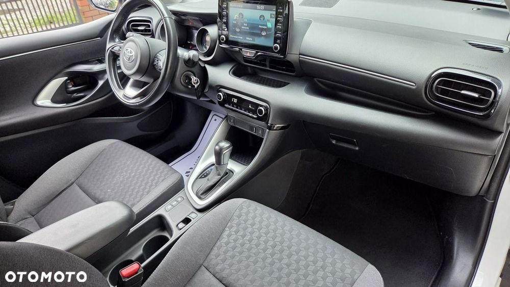 Toyota Yaris 116 1.5 VVT-i Comfort - 23