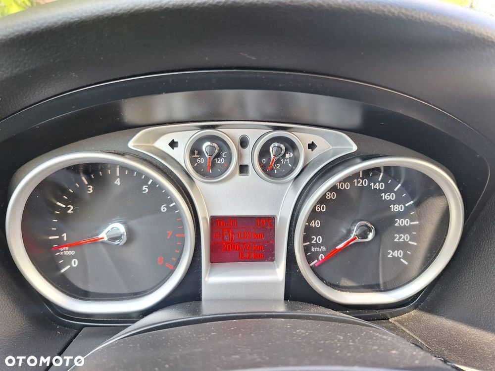 Ford Focus 1.8 Style - 35