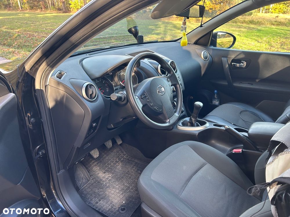 Nissan Qashqai - 10