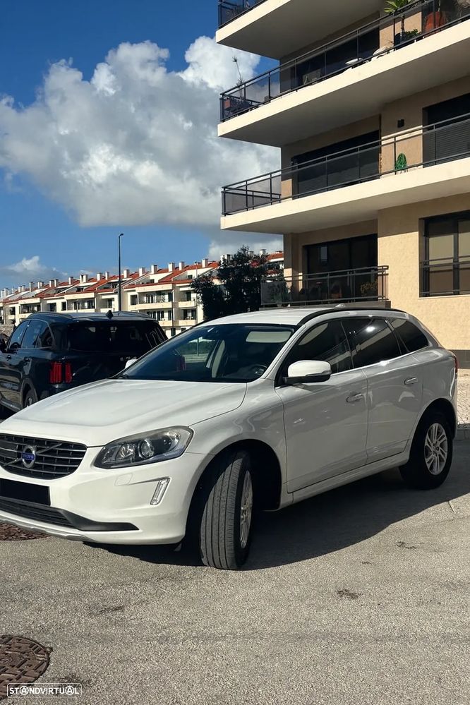Volvo XC 60 D3 Geartronic Momentum - 3