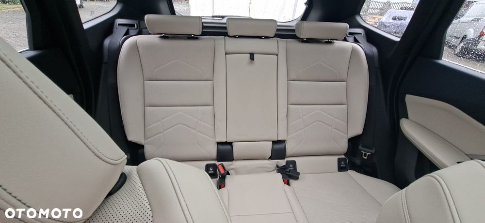 BMW X1 xDrive25i xLine - 18