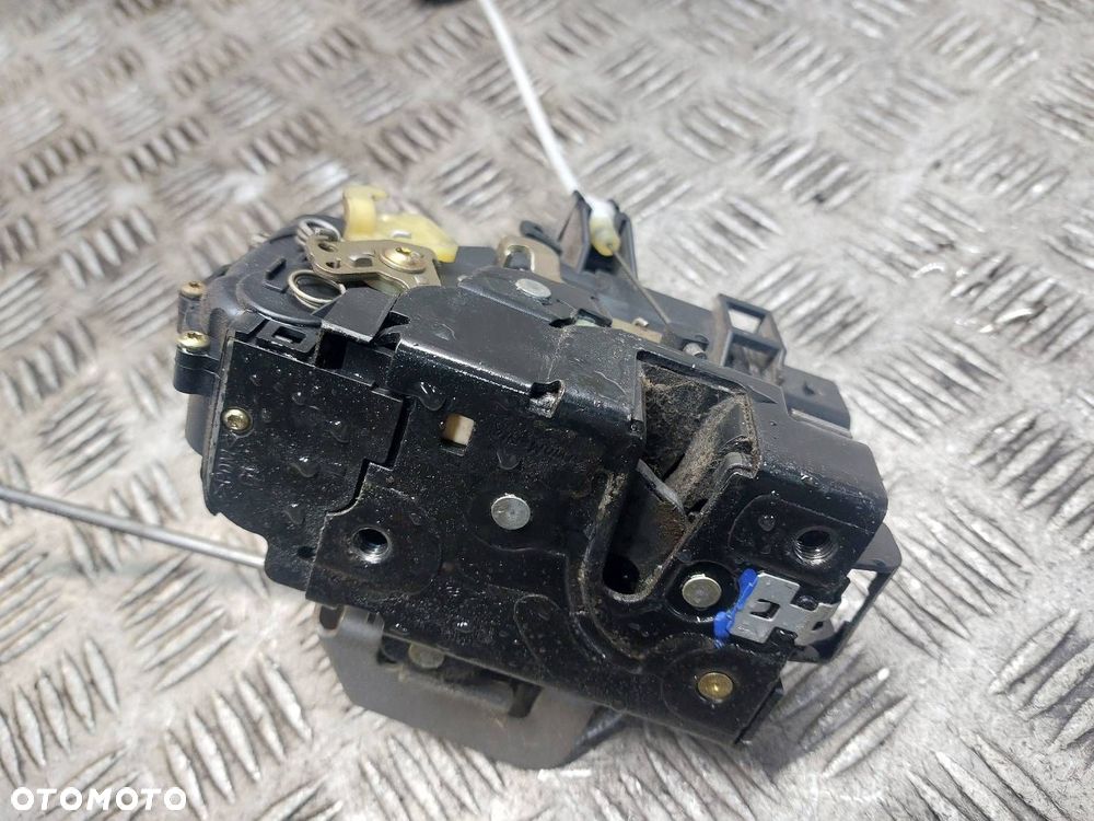 ZAMEK DRZWI LEWY PRZÓD AUDI A4 B6 4B1837015G 9 PIN - 3