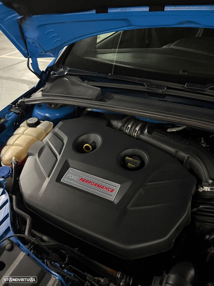 Ford Focus - 13