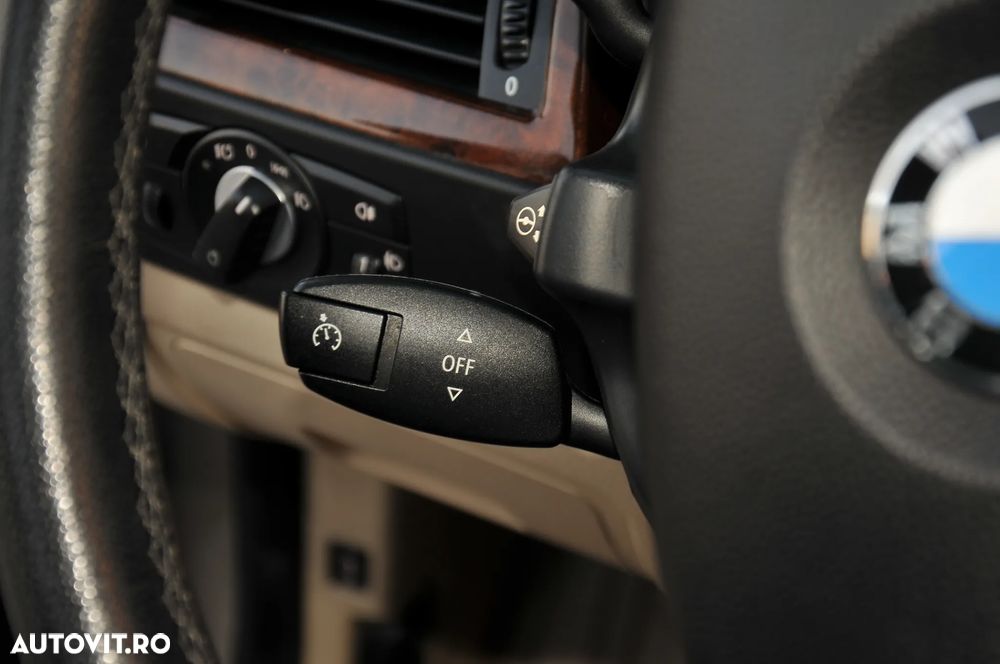 BMW Seria 5 523i Aut. - 21