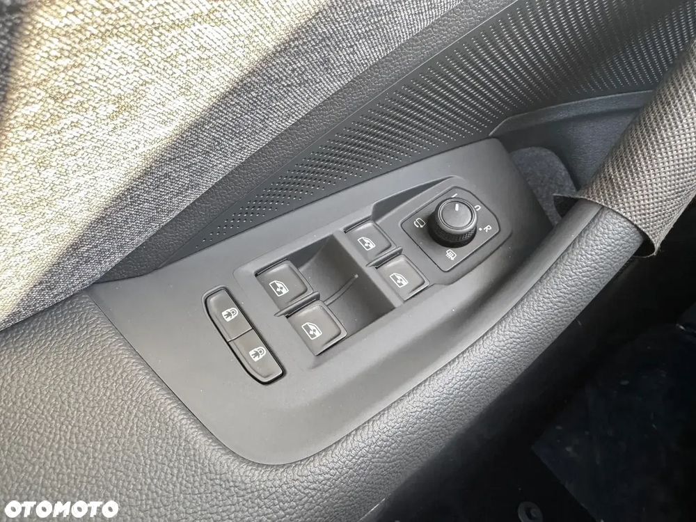 Skoda Superb 2.0 TDI SCR 4x4 Drive DSG - 21