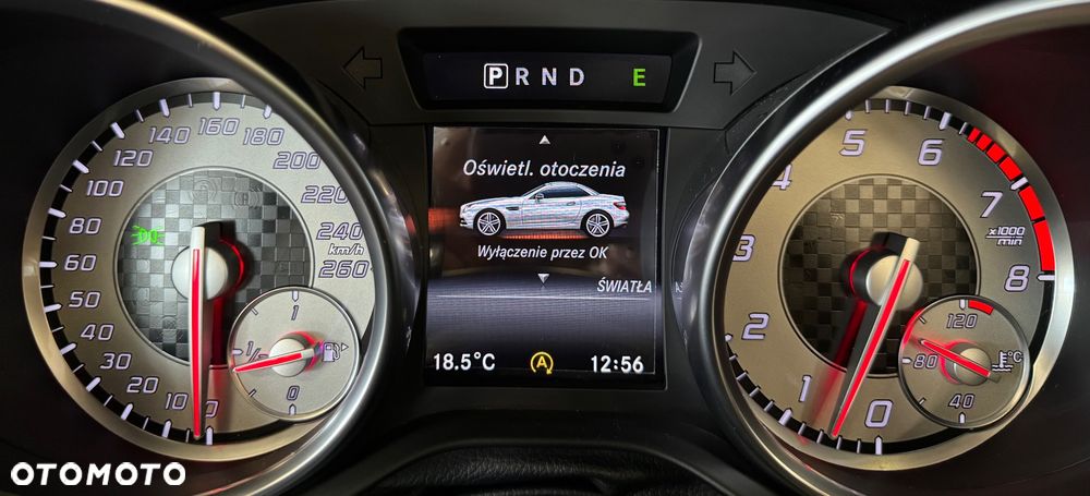 Mercedes-Benz SLK 350 - 35