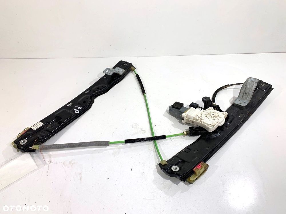 PODNOŚNIK SZYBY PRAWY PRZÓD  JAGUAR F-PACE (X761) 2015 - 2022 2.0 TD4 AWD 132 kW [180 KM] olej - 1