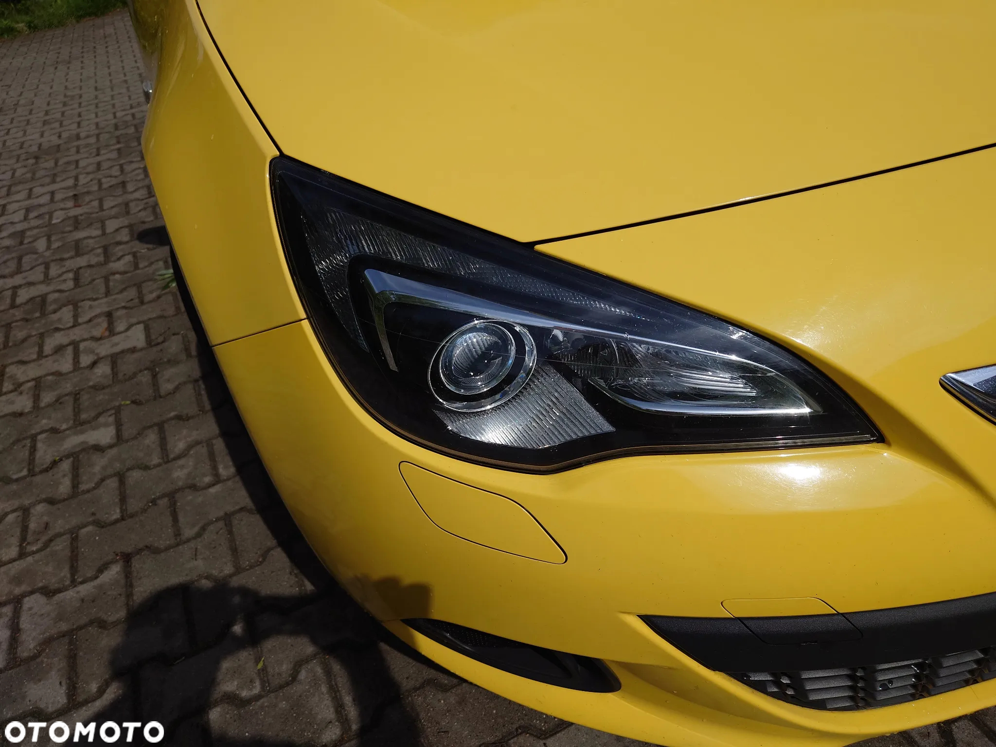 Opel Astra GTC 1.6 Turbo Edition - 8