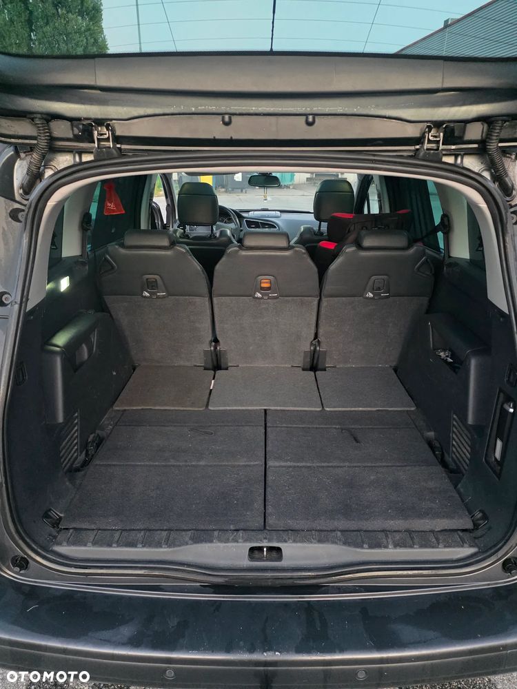 Peugeot 5008 1.6 THP Active 7os - 11