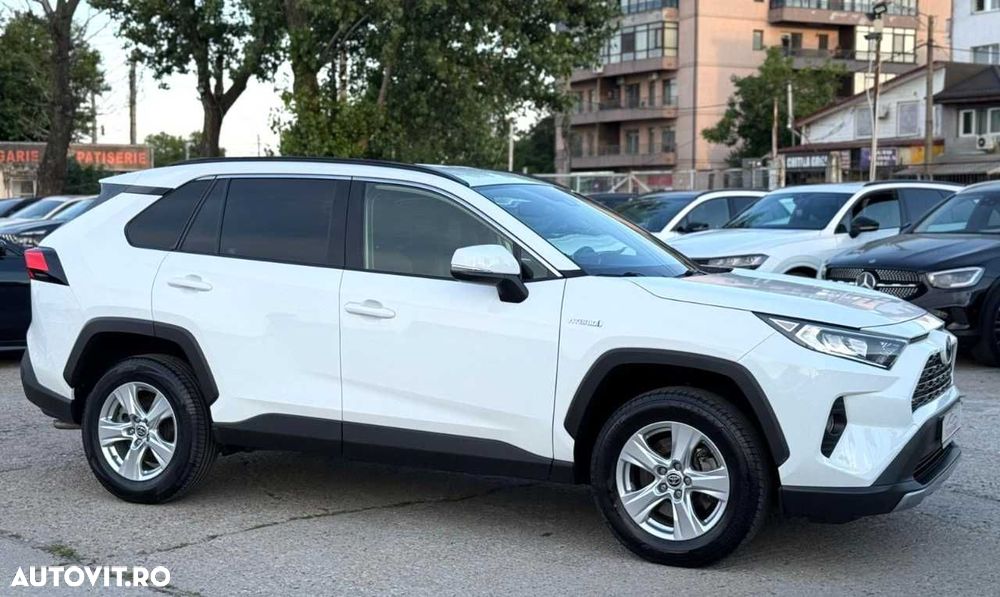 Toyota RAV4 - 12