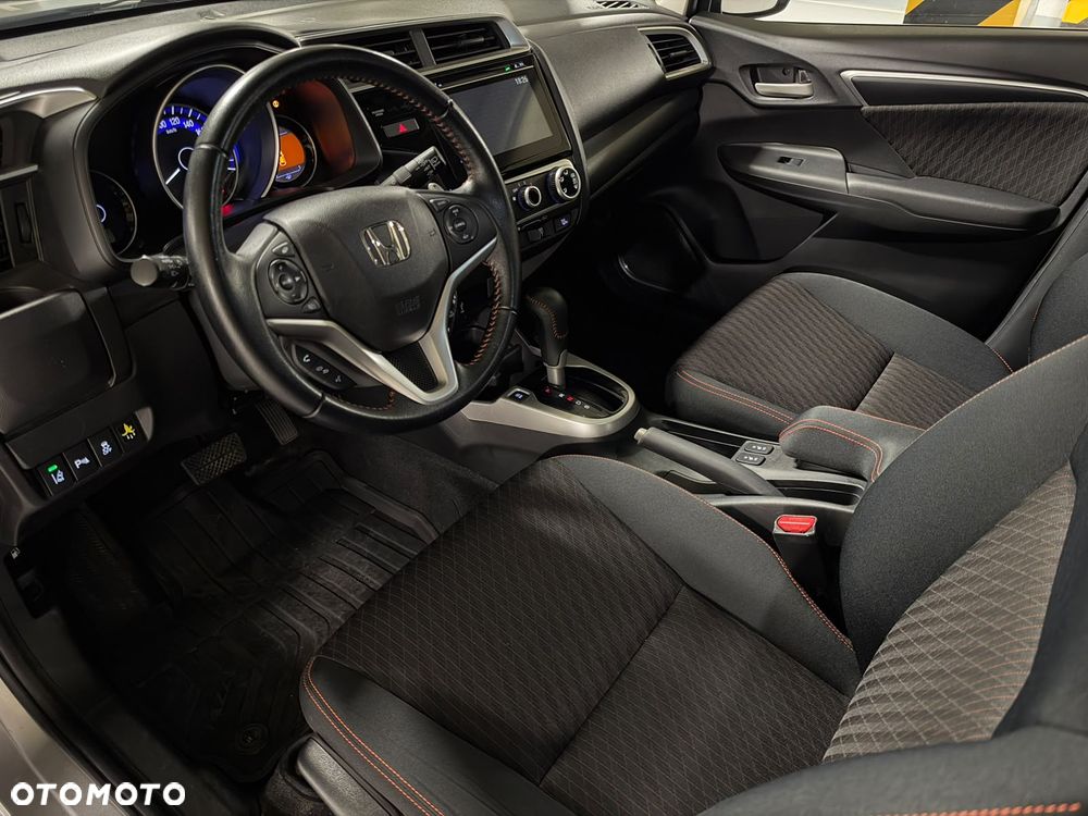 Honda Jazz 1.5 i-VTEC Dynamic (ADAS/Honda Connect+) CVT - 7