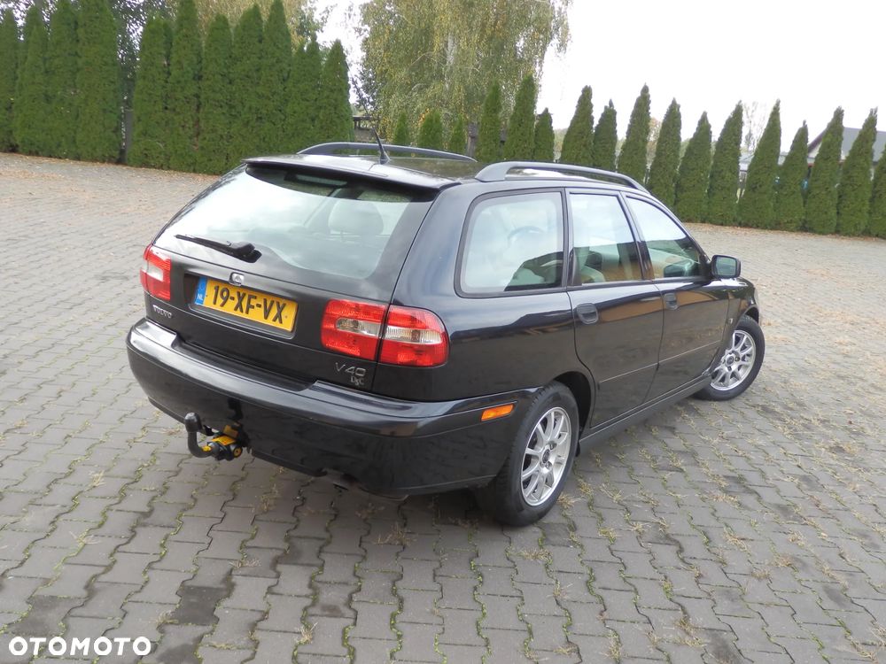 Volvo V40 2003 photo 4