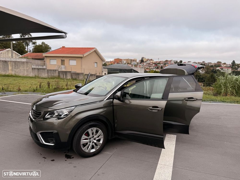 Peugeot 5008 BlueHDI 130 EAT8 Allure - 4