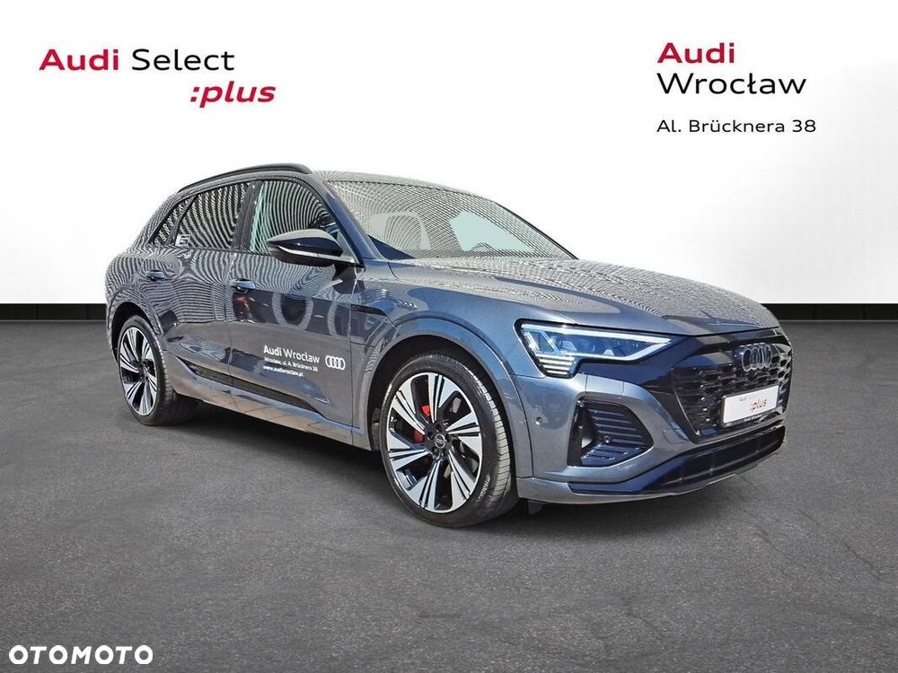 Audi Q8 - 1