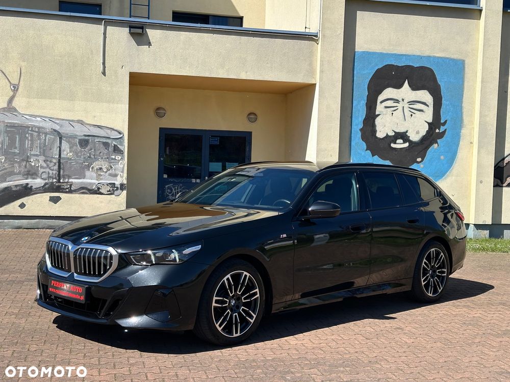 BMW Seria 5 520d xDrive - 4