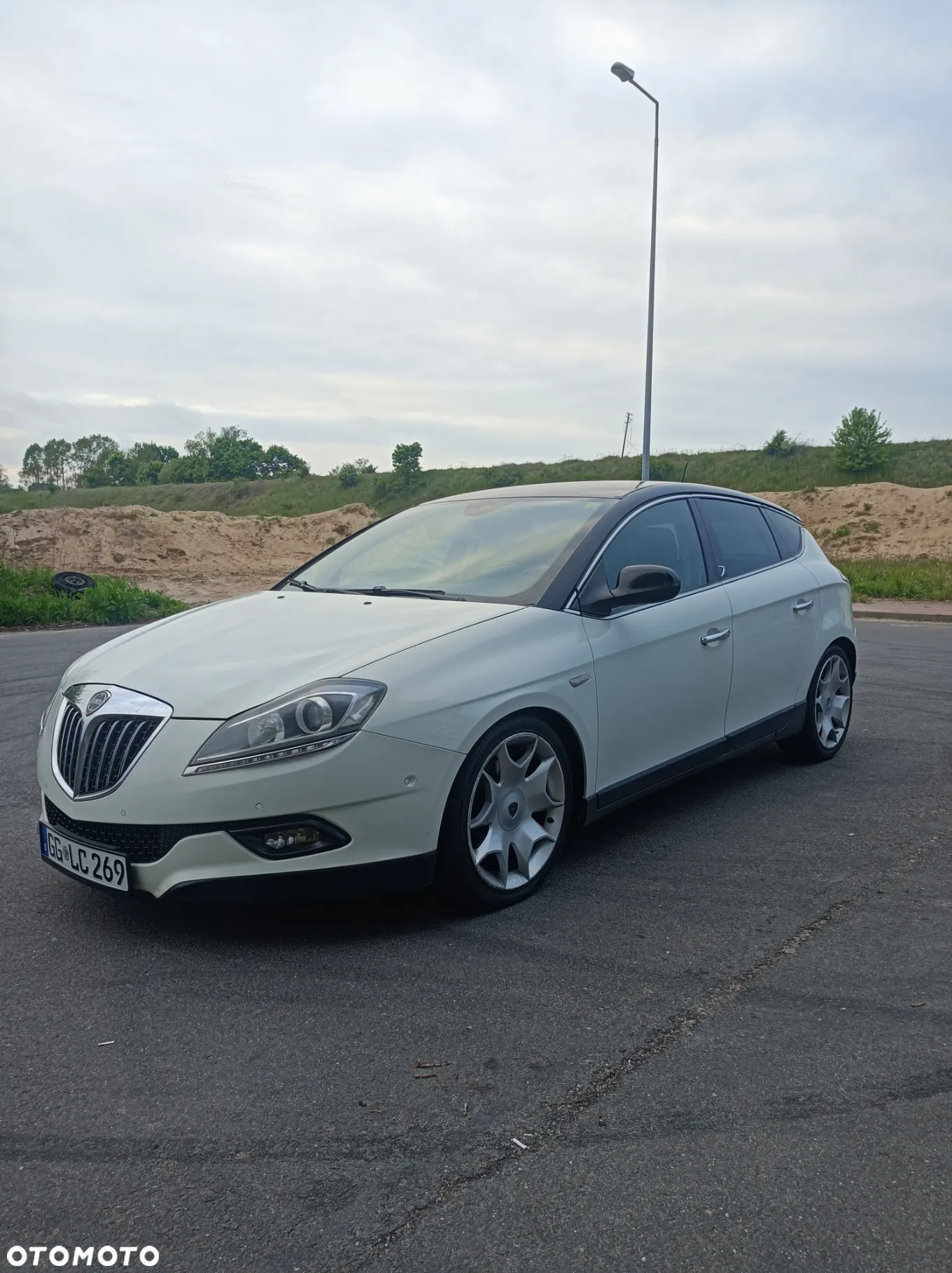 Lancia Delta 2.0 MultiJet 16v Oro - 2