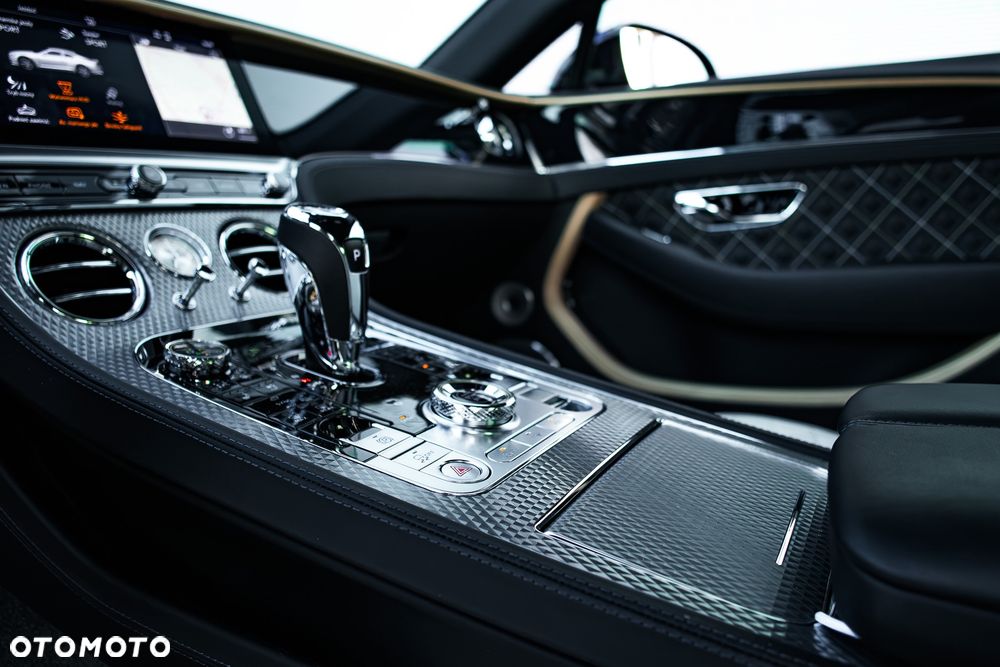 Bentley Continental GT V8 Mulliner - 33