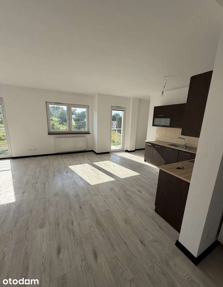 Bezczynszowy apartament w szeregowcu – komfort domu, wygoda mieszkania