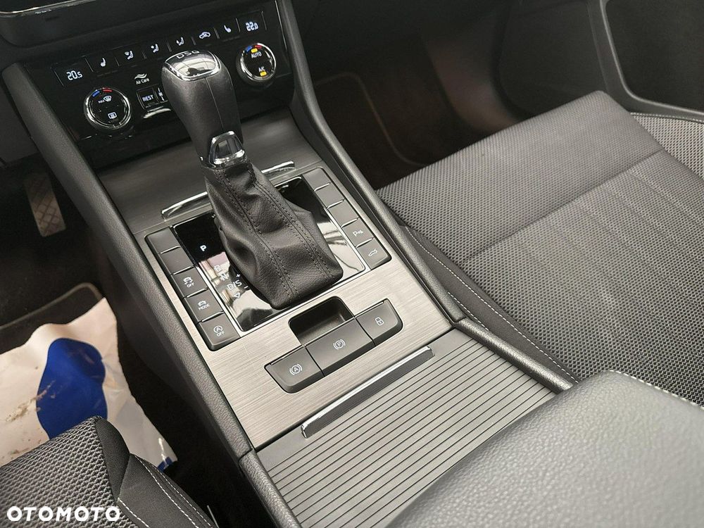 Skoda Superb - 17