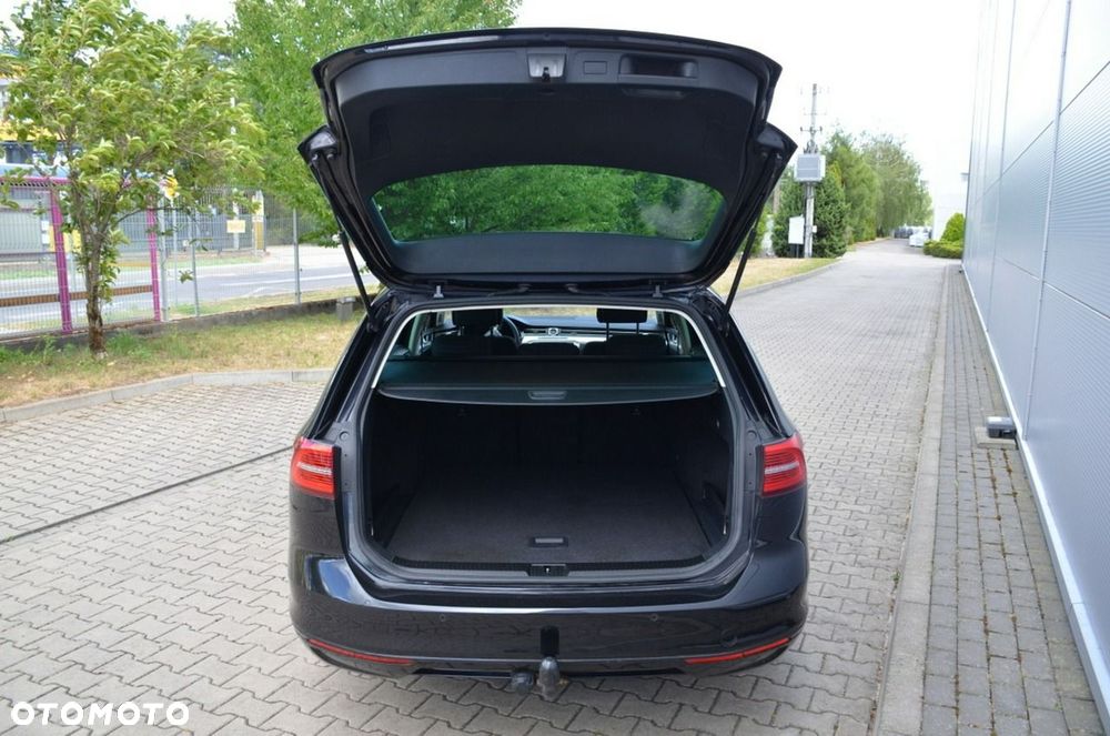 Volkswagen Passat - 5