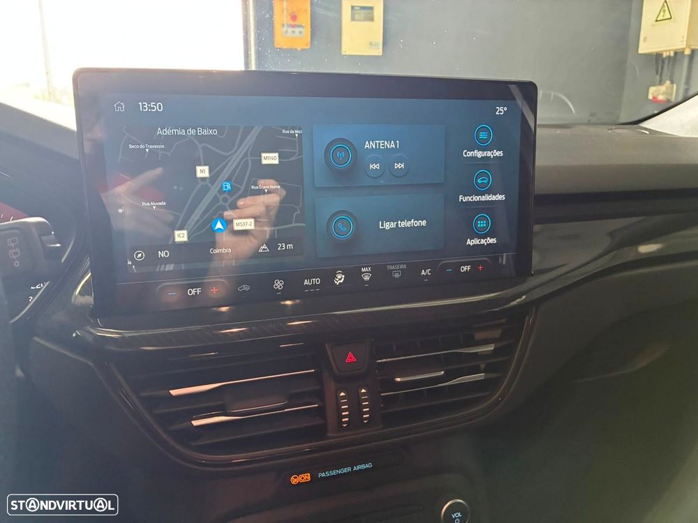 Ford Focus 1.0 EcoBoost ST-Line - 28