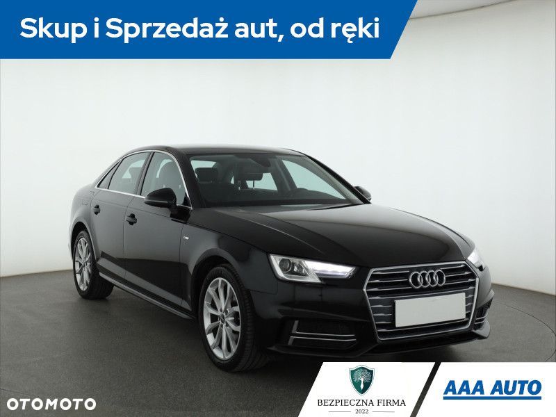 Audi A4 Limousine - 3