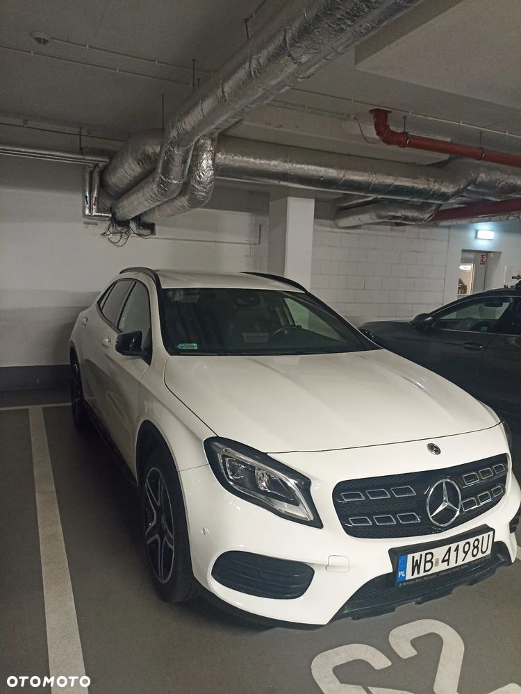 Mercedes-Benz GLA 200 7G-DCT AMG Line - 8
