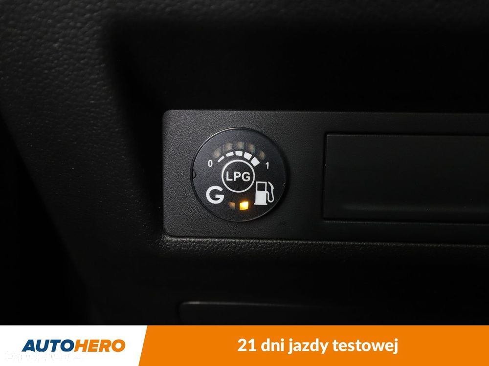 Renault Captur - 31