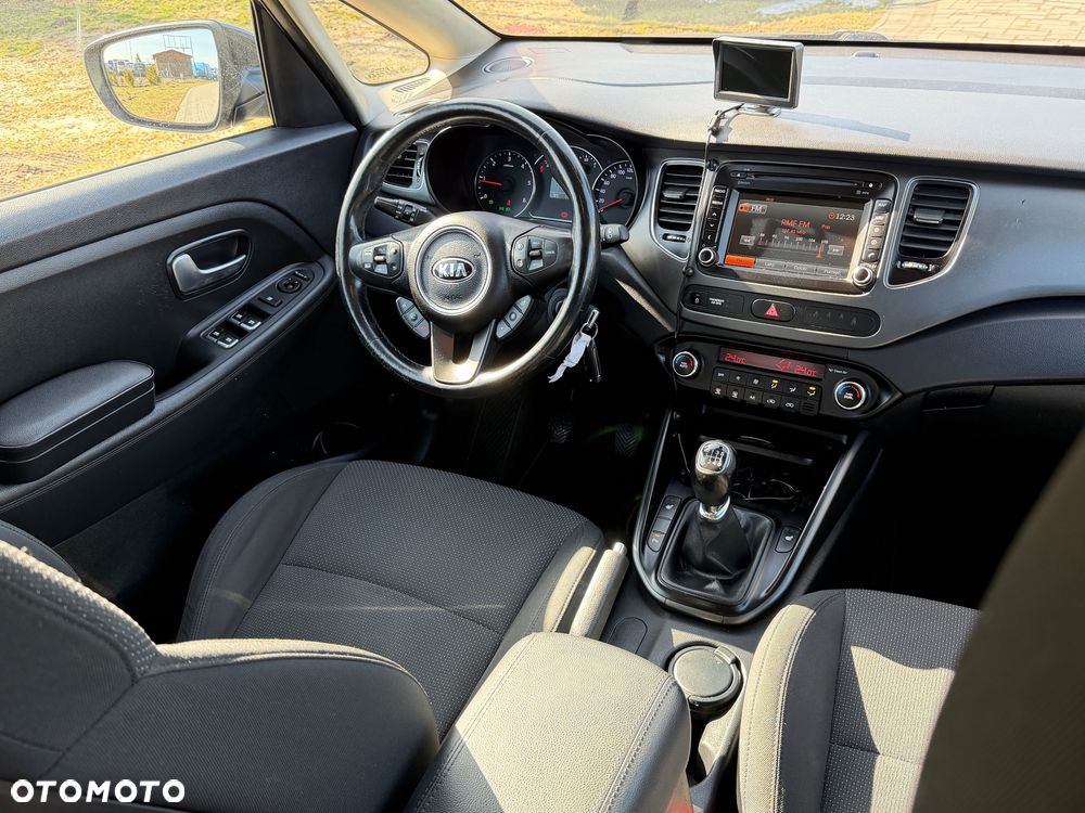 Kia Carens 1.7 CRDi L - 5