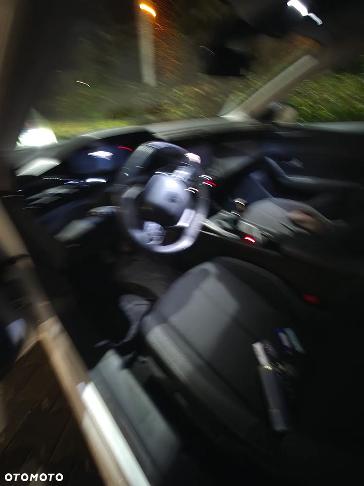 Peugeot 308 1.5 BlueHDi Allure S&S - 20