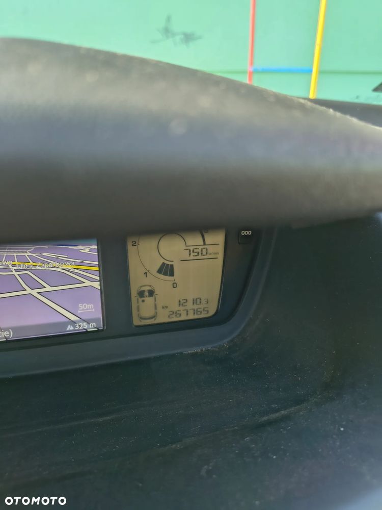 Citroen C4 Picasso 2013 photo 4