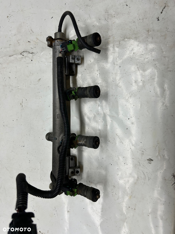 Saab 93 9-3 wtryskiwacz wtryskiwacze aero 210 ps 2003-2006 12790827