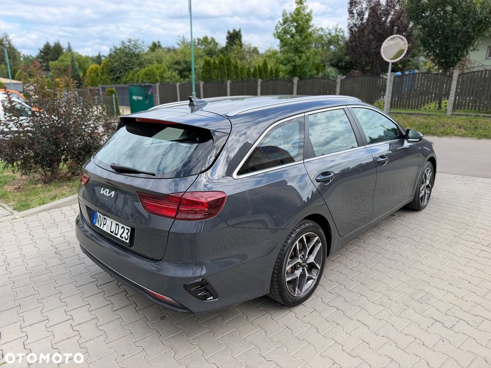 Kia Ceed 1.6 CRDi (48V Mild-Hybrid) DCT7 Platinum - 9
