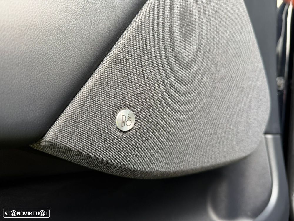 Ford Mustang Mach-E Alargada - 17