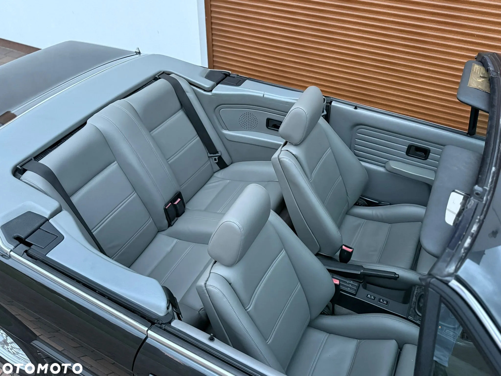 BMW Seria 3 325i - 22