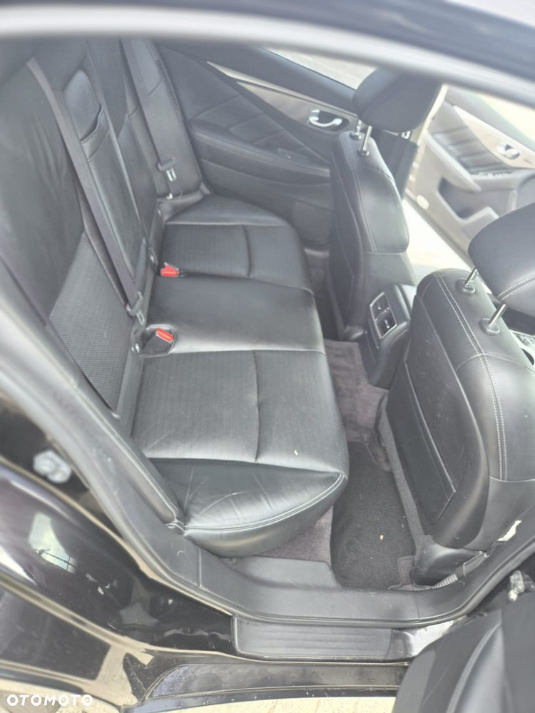 Infiniti Q50 - 9