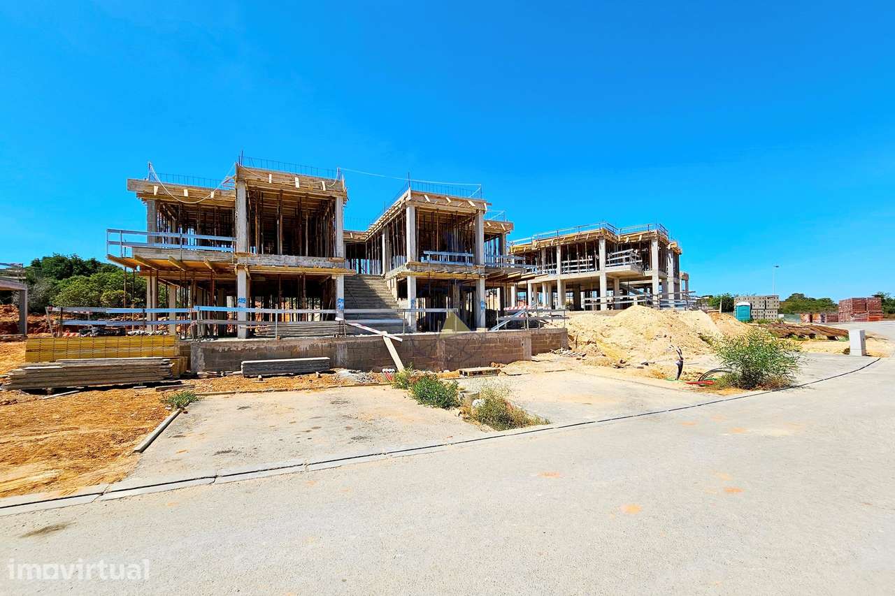 Apartamento T3 novo em construção em Ferragudo - Grande imagem: 2/32